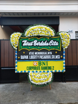 Papan Bunga Duka di Mekartani